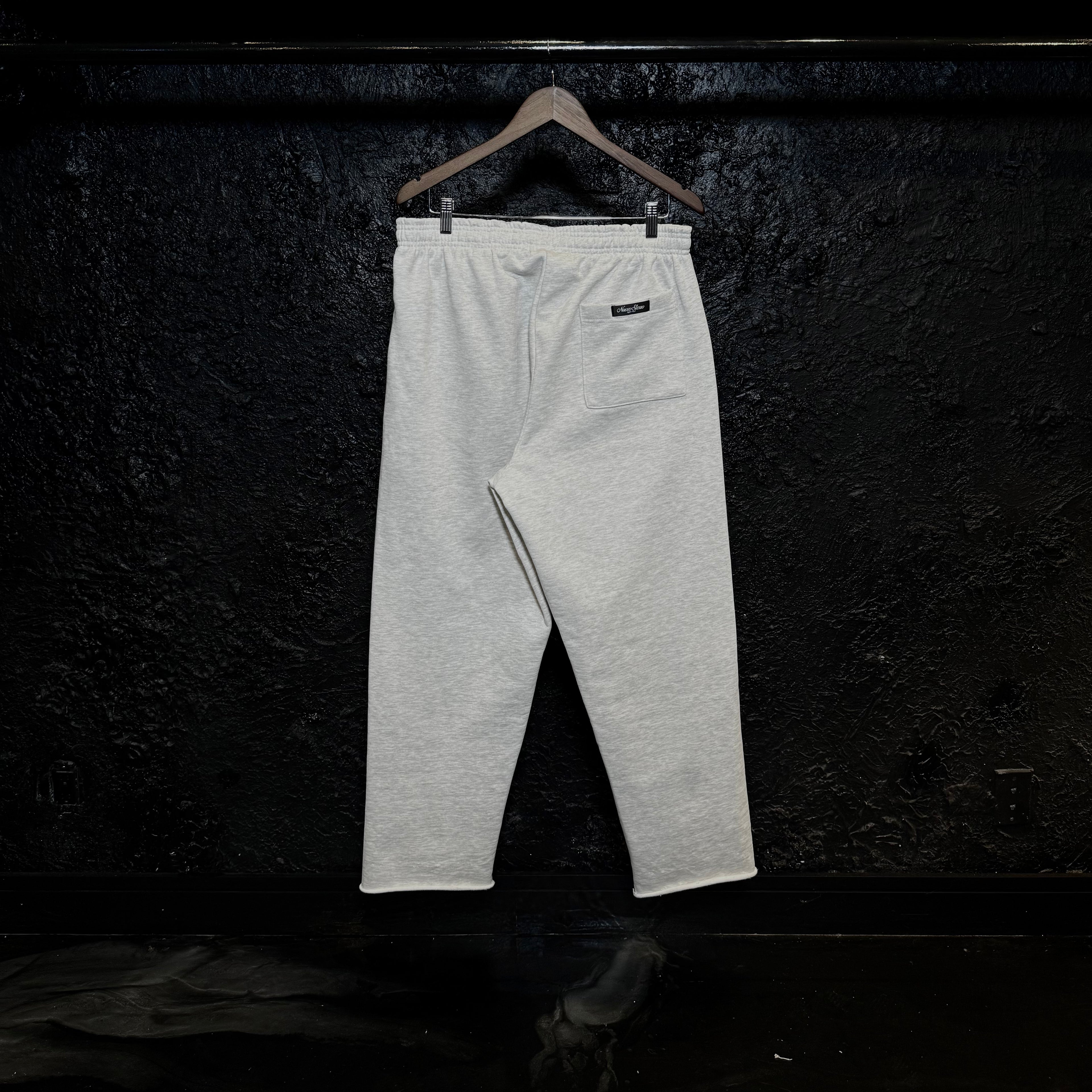 FEATHER GREY SWEATS